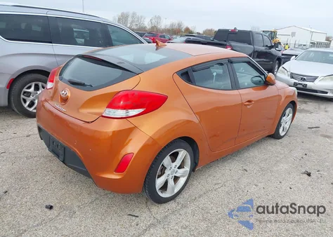 2013 Hyundai Veloster z USA, uszkodzony, nr VIN KMHTC6ADXDU140883